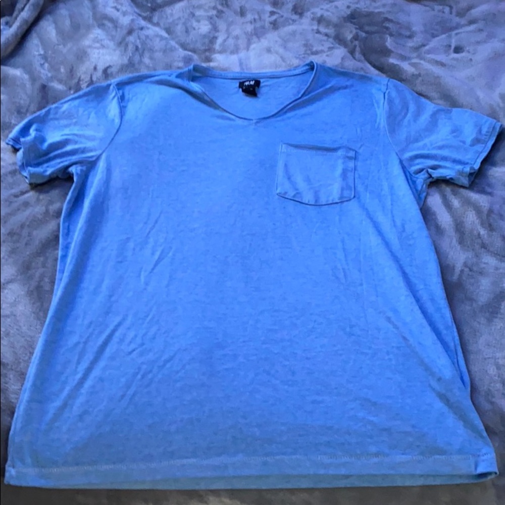 H&M blue light weight shirt